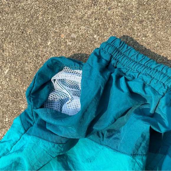 Vintage TT & Co Sport Swim Trunk - Picture 3 of 4